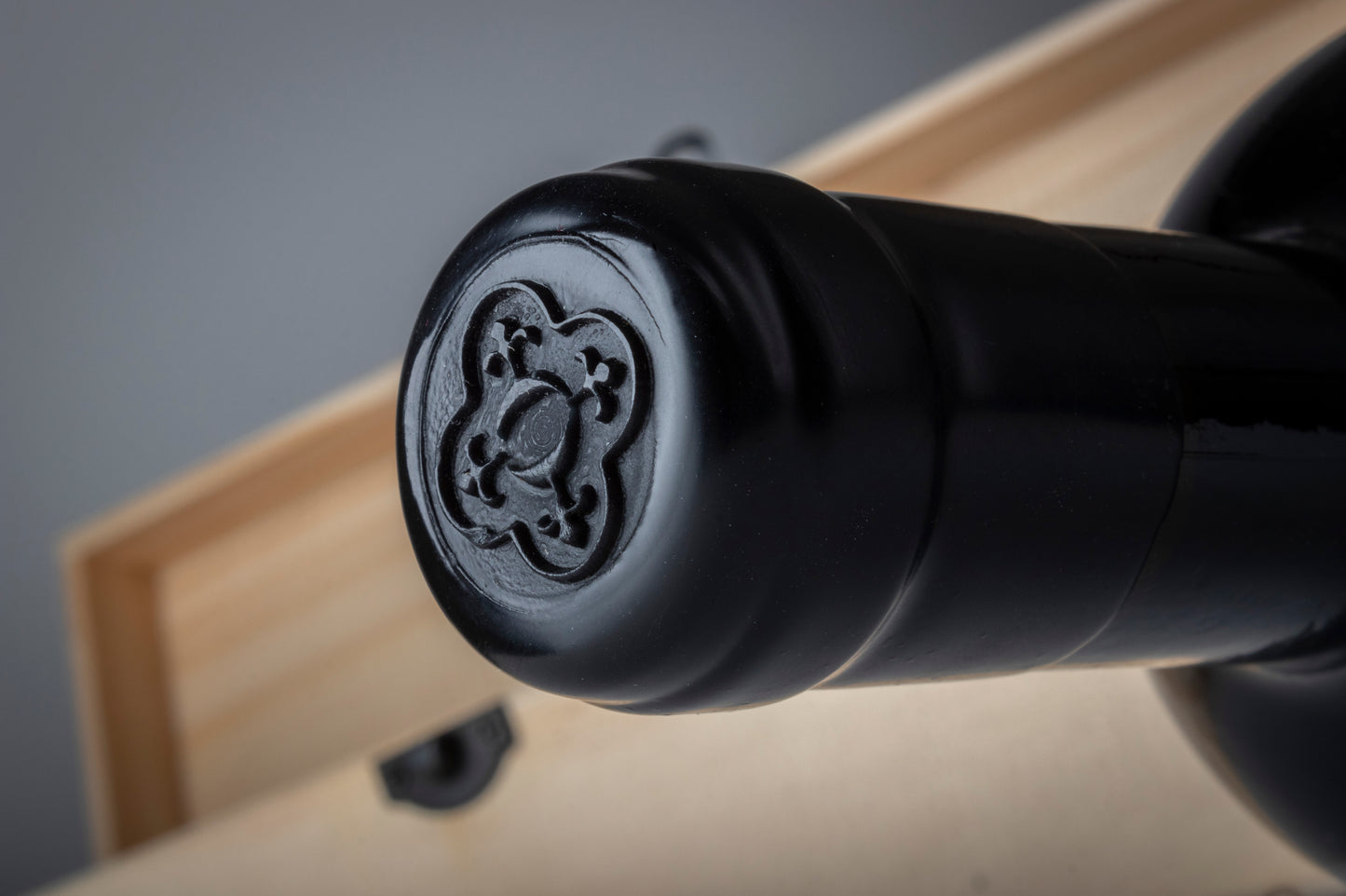 ICONO CARMENERE - VIÑEDO UNICO - CAJA MADERA 1 BOT.